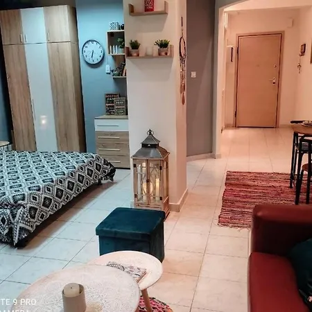 Marina's Boho Chic Near Seaside 塞萨洛尼基