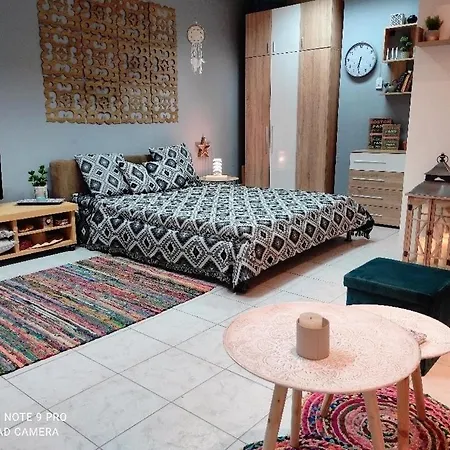 公寓 Marina's Boho Chic Near Seaside